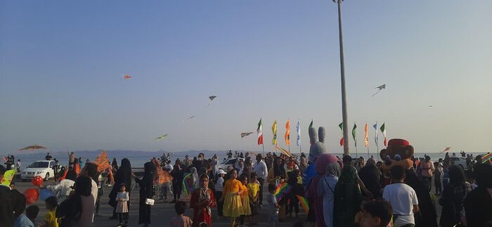 جشن بادبادک ها در قشم برگزار شد