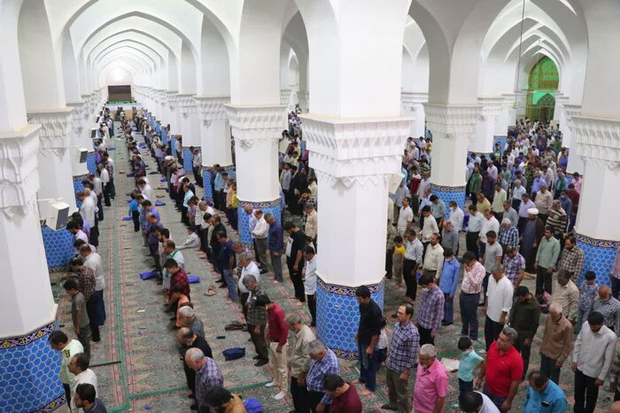 امامجمعه موقت یزد: هوشیاری مردم و مسئولان، آتش فتنه را خاموش کرد