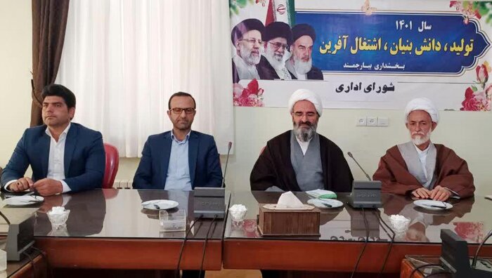 نماینده ولی فقیه در استان سمنان: پیگیری مطالبات مردمی وظیفه اصلی مسوولان است