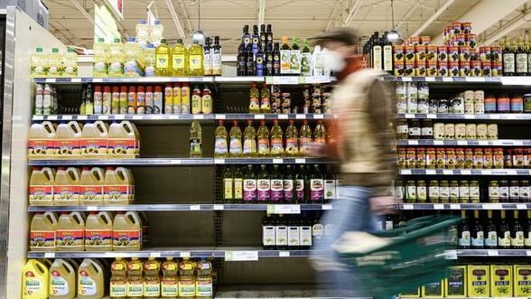 کانادایی‌ها به دلیل افزایش تورم مواد غذایی ذخیره می‌کنند