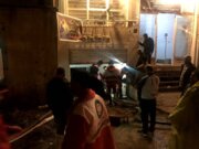 تخلیه آب ۶ منزل مسکونی و نجات ۲ خانوار در بدره توسط هلال احمر 