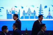 ژاپن خواستار روابط سازنده با چین شد