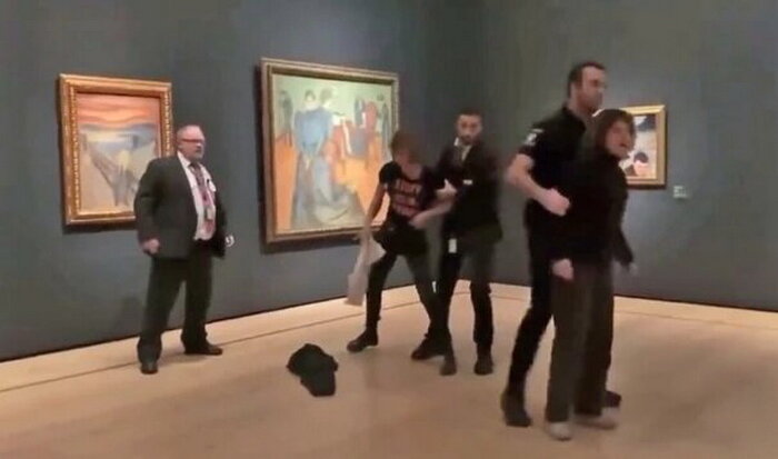 «جیغ»؛ قسمت بعدی حمله فعالان محیطزیست شد