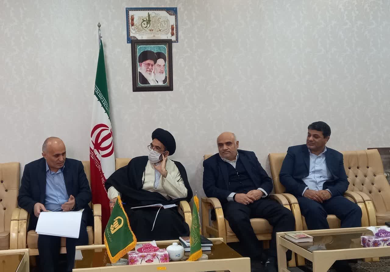 ۲۵ درصد صادرات استان اصفهان از گمرک کاشان انجام می‌شود