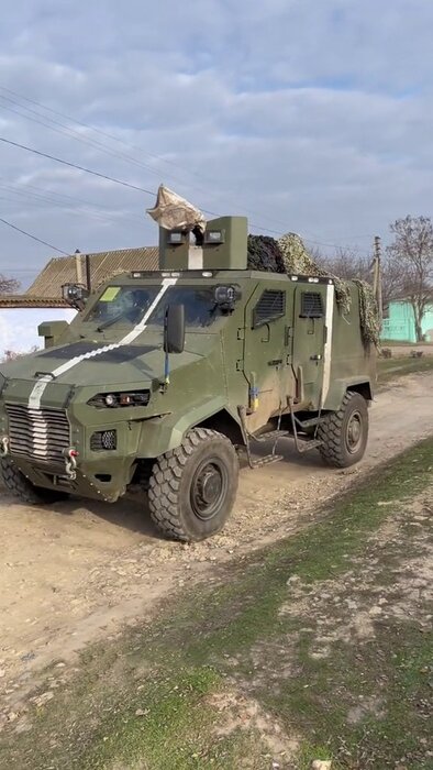 ورود خودروهای زرهی اسرائیل به جنگ اوکراین