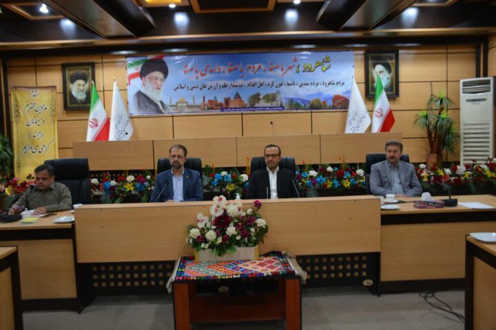 فرماندار شاهرود: کتابخوانی سدی در برابر پدیدههای شوم نوظهور است