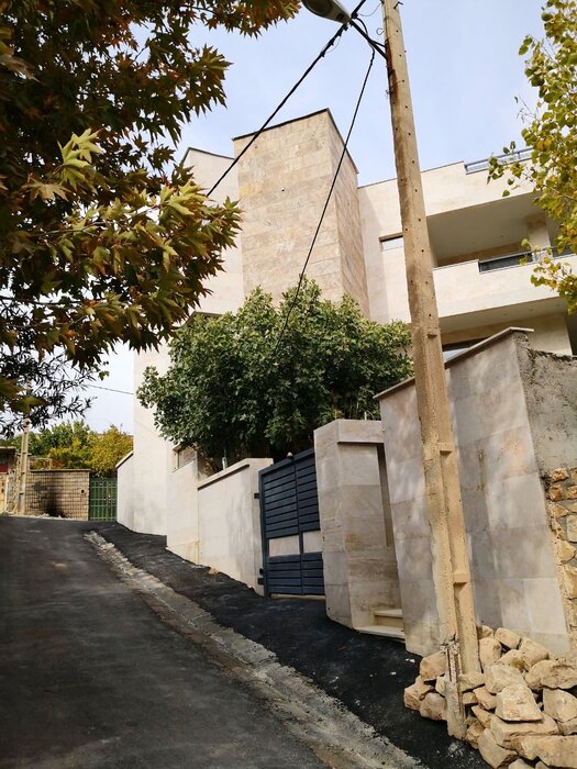 بهسازی و توسعه ۱۴۸ هزار متر مربع از معابر روستایی شهرستان شیراز