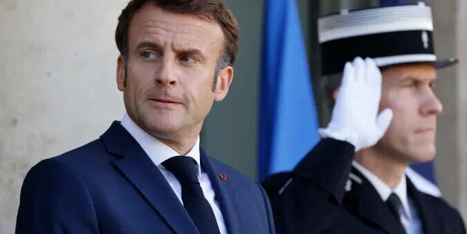 از بدرقه ملیپوشان فوتبال ایران با حضور آیتالله رئیسی تا اعلام آمادگی زلنسکی برای صلح با روسیه