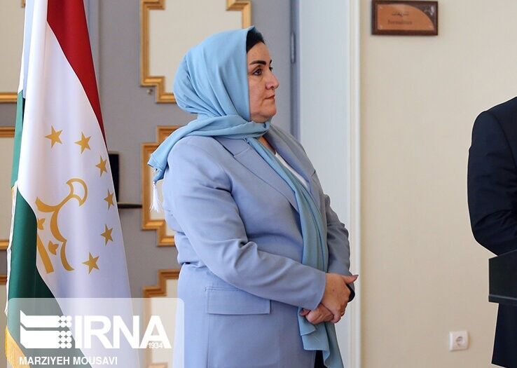 وزيرة الثقافة الطاجيكية: علاقاتنا الثقافية مع إيران لا تقتصر على اقامة الأسابيع الثقافية وزيرة الثقافة الطاجيكية: علاقاتنا الثقافية مع إيران لا تقتصر على اقامة الأسابيع الثقافية