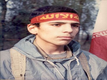 شهید ۱۶ سالهای که با دستان مادر تلقین شد/ محمد گفت: تنها گریه کن