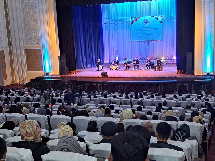 دولت سیزدهم به دنبال ایجاد موازنه در ارتباطات بینالمللی و فرهنگی است