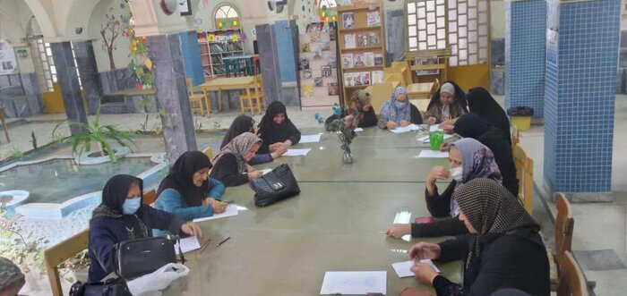 پای لرزان چالشهای نظام مراقبت از سالمندان