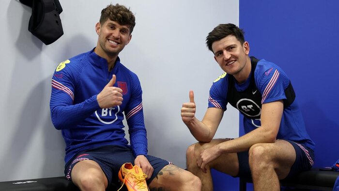 حمایت استونز از مگوایر: او خودش را در جامجهانی ثابت میکند