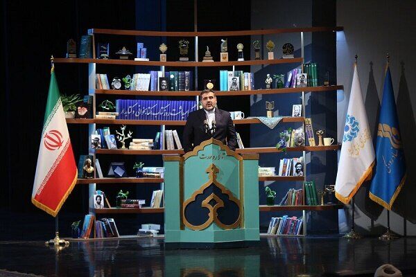وزير الثقافة: إيران تحتل المركز الأول في عدد المكتبات في العالم الإسلامي وزير الثقافة: إيران تحتل المركز الأول في عدد المكتبات في العالم الإسلامي