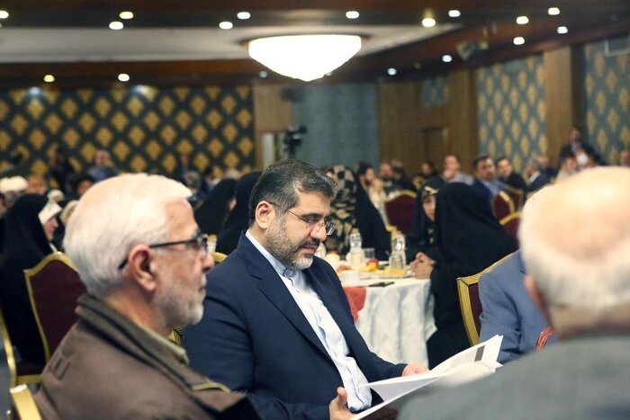 دولت مردمی با صراحت از ماموریتهای انقلاب اسلامی در حوزه فرهنگ دفاع میکند