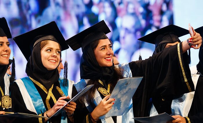 شرایط ورورد نخبگان به عرصه سیاستگذاریهای کلان علمی کشور فراهم شود