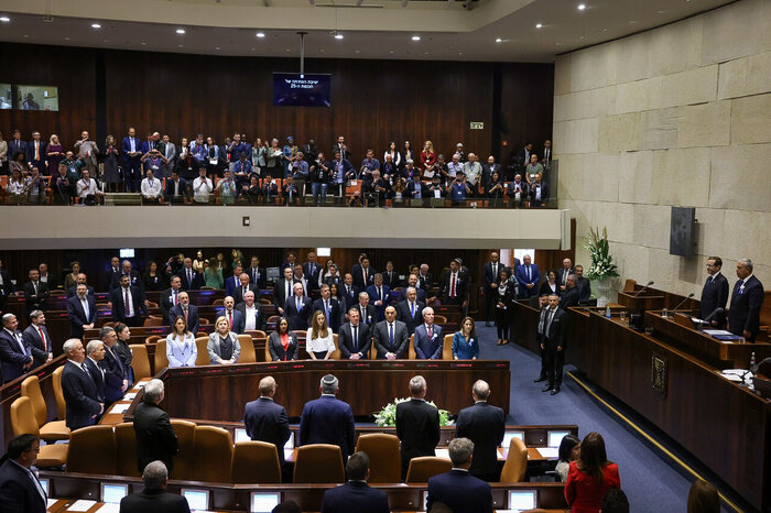 از بی تاثیری صدور قطعنامه در مسائل پادمانی ایران تا هشدار سازمان تجارت جهانی در مورد خطر رکود