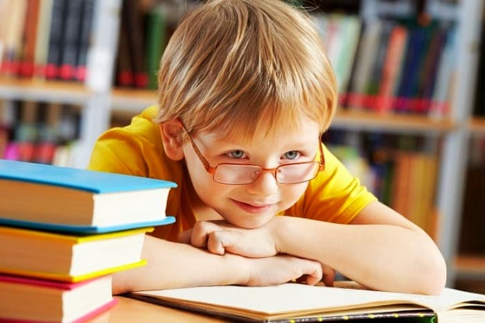 سرعت یادگیری کودکتان از شما بیشتر است!