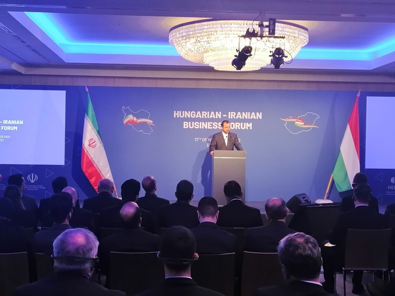 وزير الاقتصاد: ايران تحتل الصدارة عالميا في احتياطيات النفط والغاز وزير الاقتصاد: ايران تحتل الصدارة عالميا في احتياطيات النفط والغاز