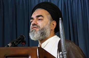 حفظ نظام اسلامی و ولایت فقیه از واجبات الهی است