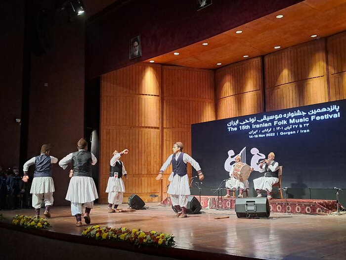 پانزدهمین جشنواره موسیقی نواحی با اجرای هنرمندان تاجیکستان به پایان رسید