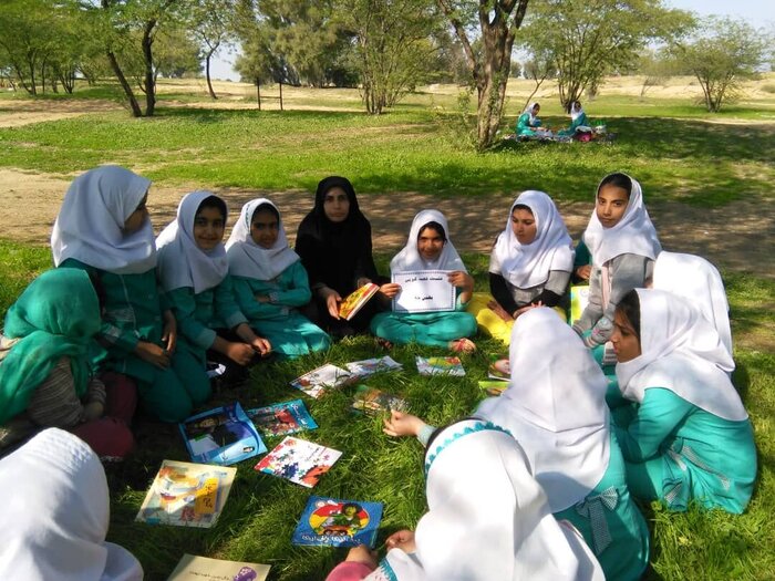 کلید پویایی کتابخانههای عمومی بوشهر در دستان کودکان و نوجوانان