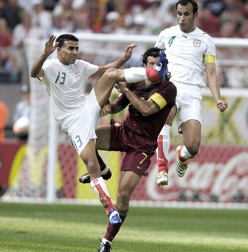 قابهای ماندگار ایران در جامجهانی؛ یادگاری کعبی روی صورت فیگو!