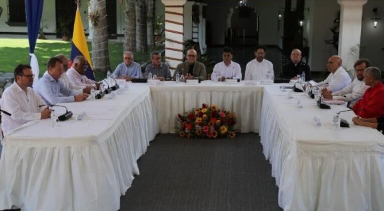 Colombia y ELN reinician diálogos el lunes próximo en Venezuela