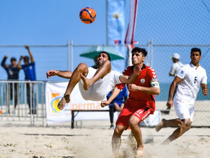 تیم فوتبال ساحلی صدرشیمی یزد بر پارت سمنان غلبه کرد