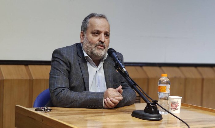 فلسفه کمیته انضباطی رسیدگی به تخلفات در درون دانشگاه بدون دخالت نهادهای بیرونی است