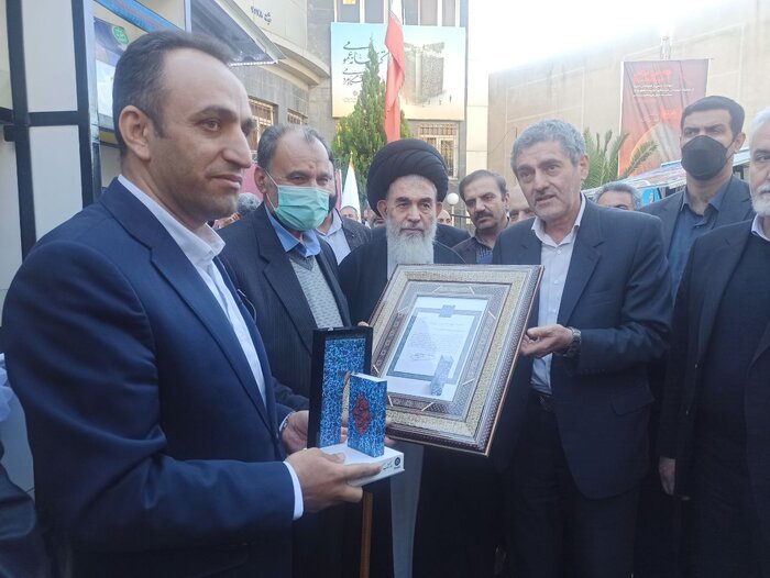 استاندار فارس: خیرین به نهضت راهاندازی کتابخانههای سیار بپیوندند