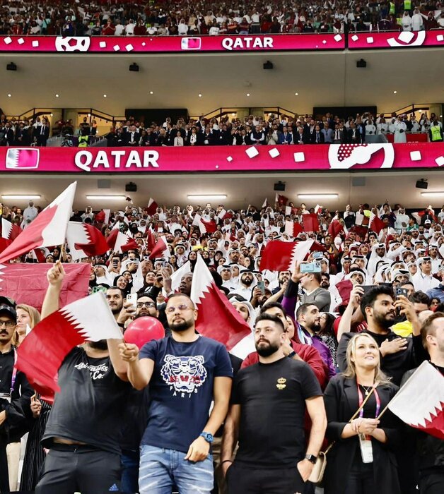 جوی عجیب در ورزشگاهی زیبا؛ ظرفیت تکمیل نشد