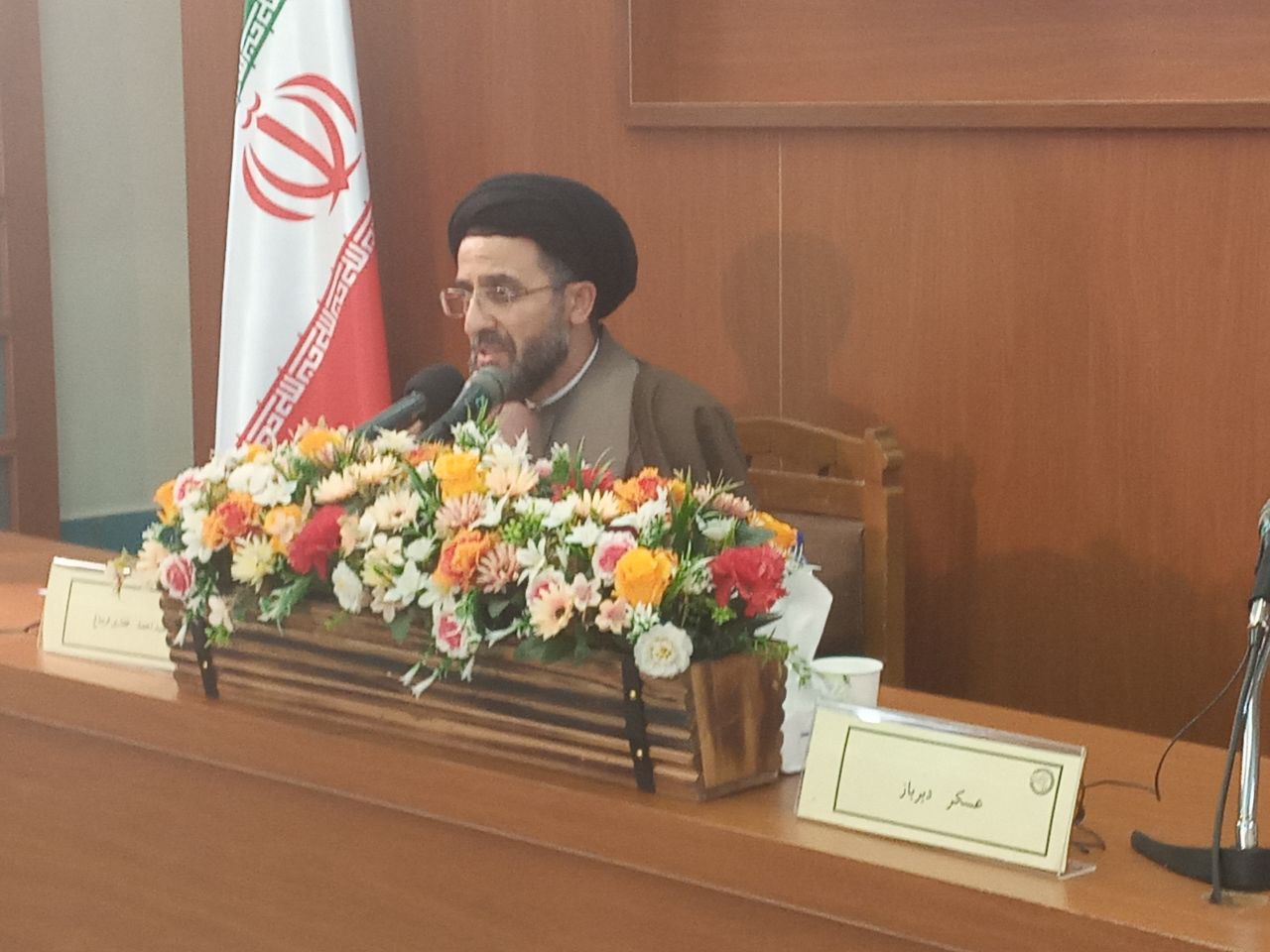 فلسفه میتواند مدارا را تئوریزه کند