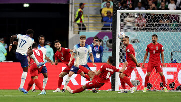 Comenzado el encuentro entre los equipos de Irán e Inglaterra en Doha