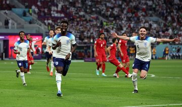 Comenzado el encuentro entre los equipos de Irán e Inglaterra en Doha