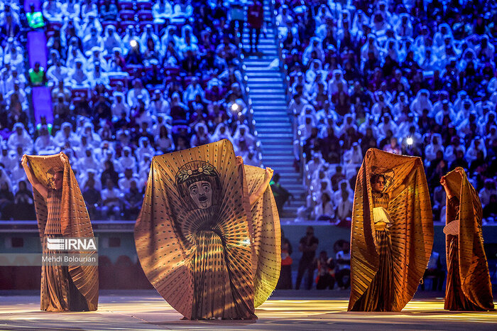 روز نخست به روایت تصویر؛ از اجرای ستاره هالیوود تا نمایش درخشان اِنِر