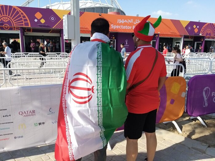 Mondial 2022: les supporters de l’équipe d’Iran avant le début de la rencontre devant l’Angleterre  