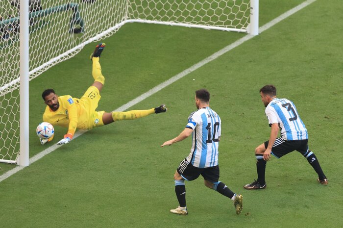 اولین شگفتی جام؛ آرژانتین اسیر اعجاز تاکتیکی رنار شد