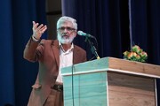 پدر شهید احمدی روشن: دانشگاهیان در جهاد تبیین پیشگام باشند