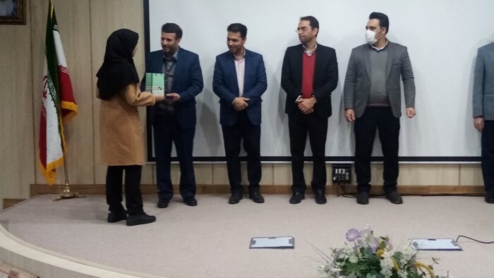 امام جمعه ملایر: جامعه نخبگان امیدآفرینی را برای تعالی ملت ایران تزریق کنند