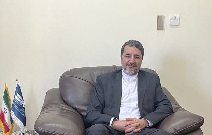 الملحق الثقافي الايراني في قطر يشرح برامج إيران الثقافية خلال المونديال الملحق الثقافي الايراني في قطر يشرح برامج إيران الثقافية خلال المونديال