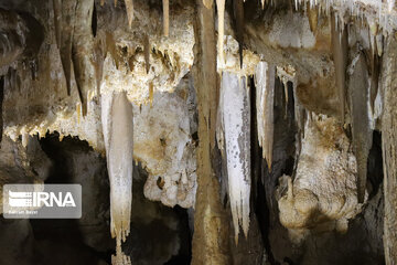 La cueva Katalejor en el noroeste de Irán