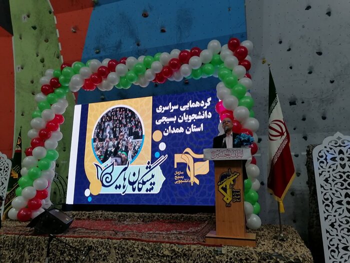 وزیر علوم: دانشگاه های جهان مرجعیت علمی ایران را پذیرفتهاند