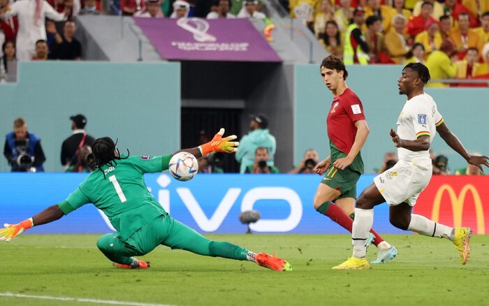 روز پنجم به روایت تصویر؛ زیباترین گل جام در حضور داور ایرانی