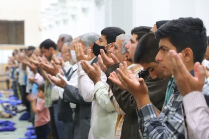 امامجمعه موقت یزد: مسئولان بر سرعت بخشیدن به امور مردم و خدمت به آنها اقدام کنند