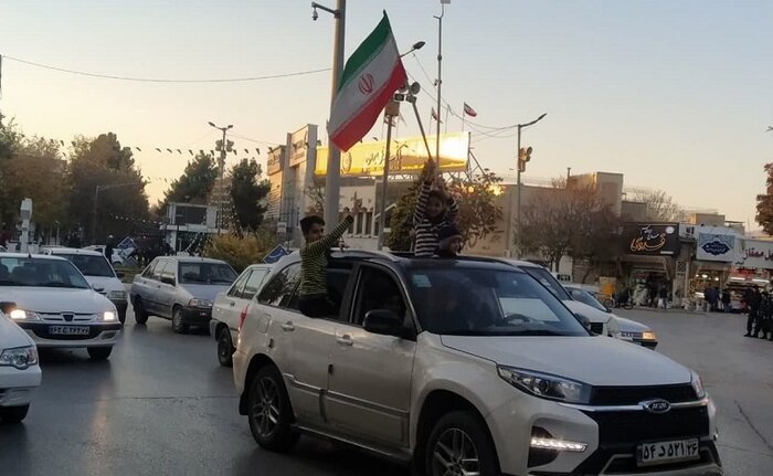 شادی بجنوردی ها بعد از پیروزی غرورآفرین تیم ملی فوتبال 