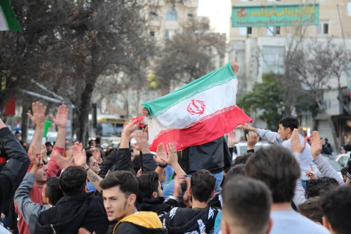 فیلم / جشن و شادی مردم اردبیل پس از برد تیم ملی مقابل ولز