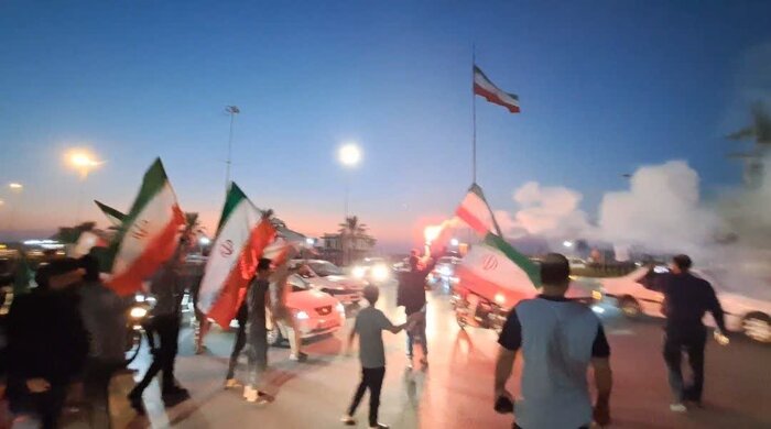 جشن و پایکوبی پایان ناپذیر فرزندان دیار رئیسعلی در جوار خلیج فارس