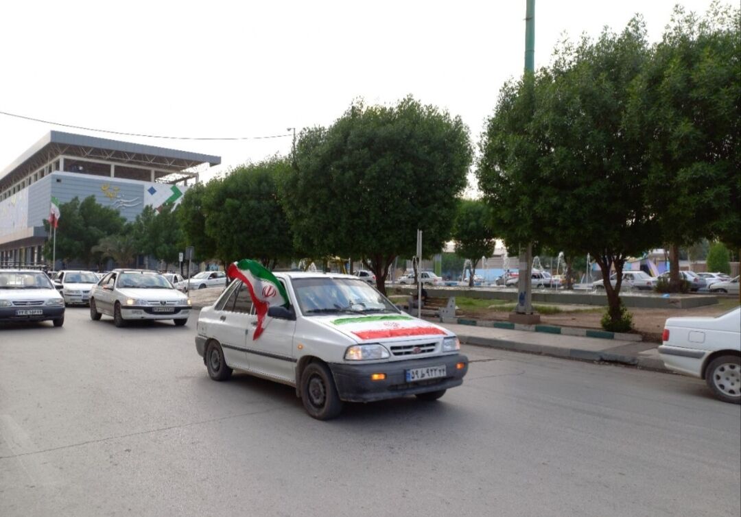 فیلم - خوشحالی فوتبال دوستان آبادانی پس برد تیم ملی مقابل ولز