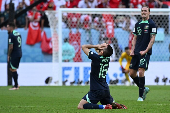 پایان دوری ۱۲ ساله استرالیا و برد؛ تونس به ژاپن و صربستان پیوست